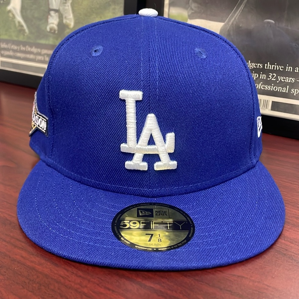 LA Dodgers Fitted Hat- 7 1/8 - Picture 2 of 9